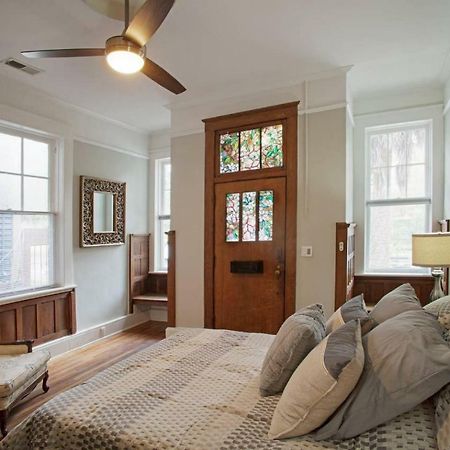 101 E Waldburg - Cozy Cottage Just Off Of Forsyth Park ซาวานนาห์ ภายนอก รูปภาพ