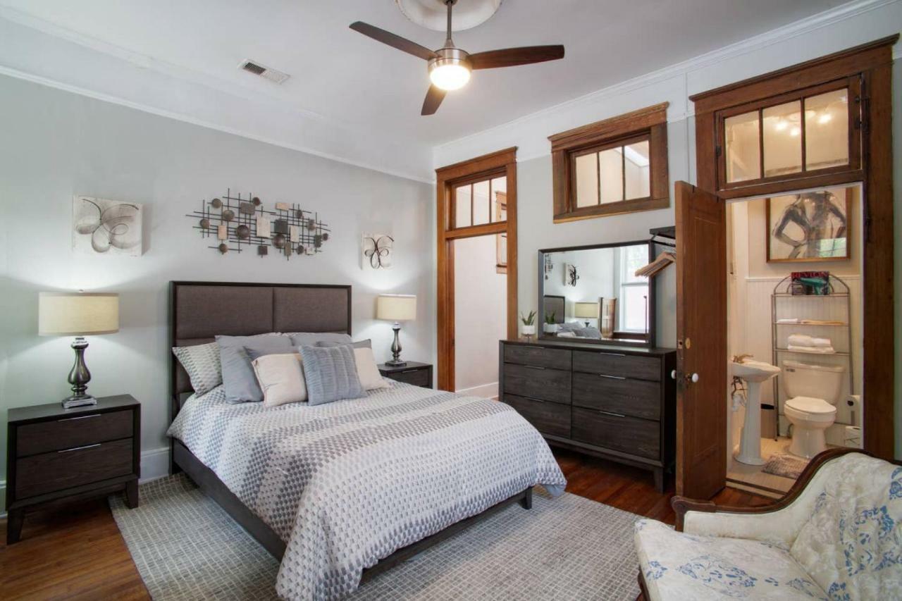 101 E Waldburg - Cozy Cottage Just Off Of Forsyth Park ซาวานนาห์ ภายนอก รูปภาพ